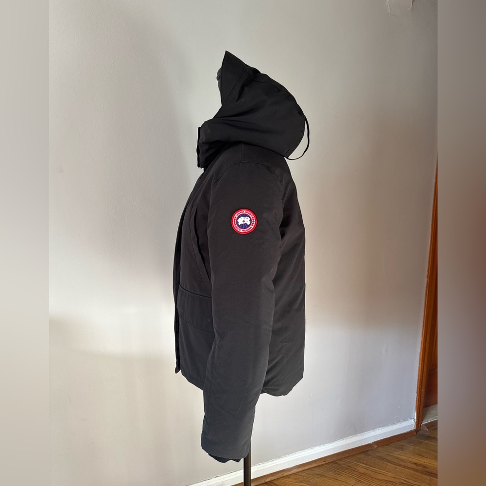 Canada Goose Women's Blakely Parka - Picture 6 of 15